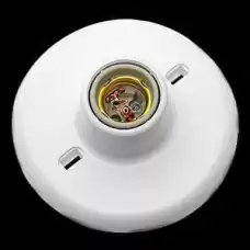 Plafonier em pvc branco com soquete em porcelana E27 - Cód: 4323 - Marca: Nacional